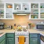 Dog-Friendly Pagosa Springs Studio Grill And Views!