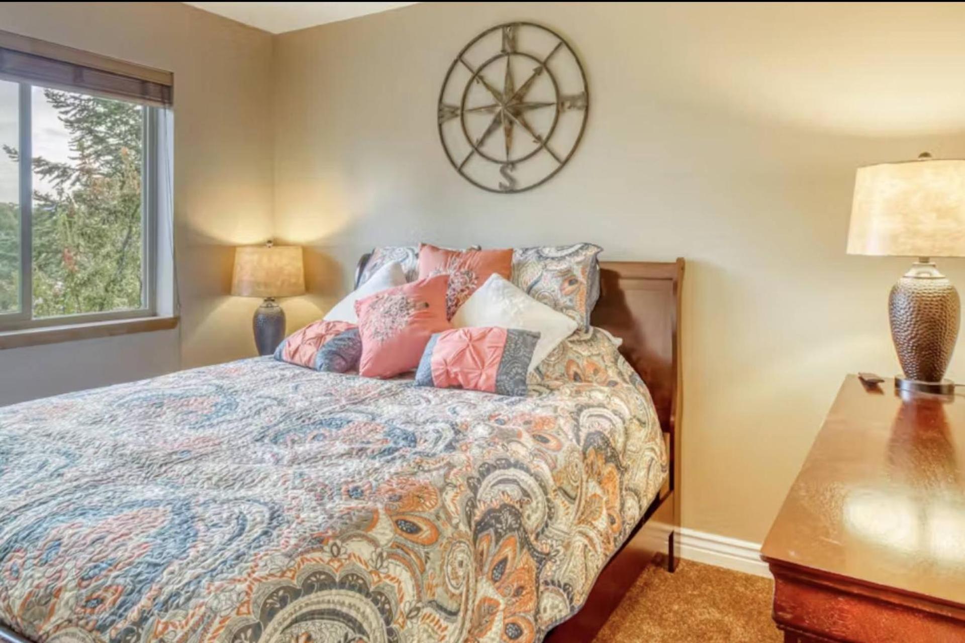 302 Talisman Dr., #40 Holiday home