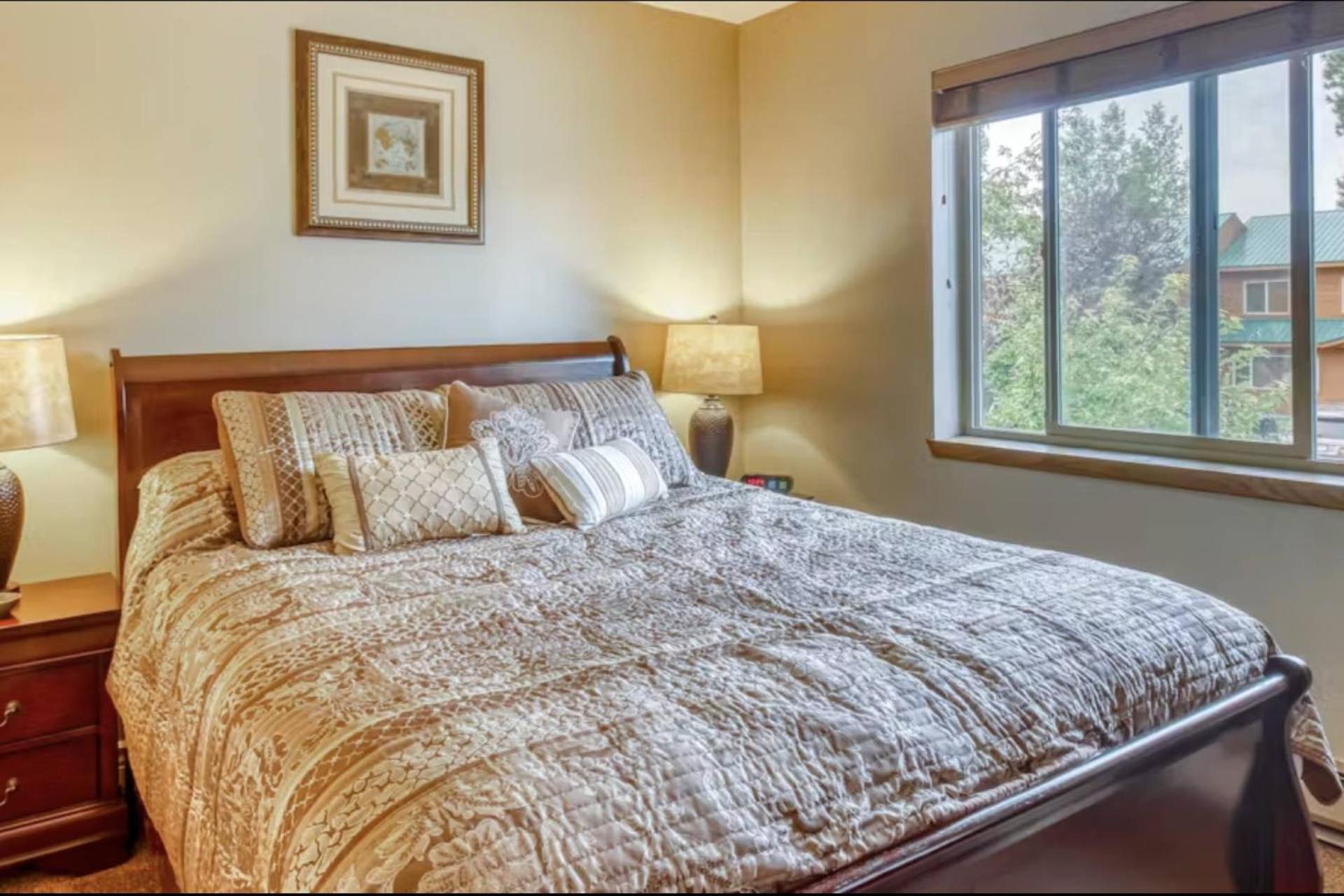302 Talisman Dr., #40 Holiday home *