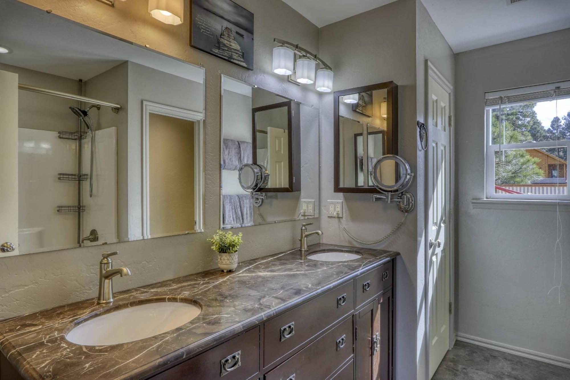 237 Steamboat Dr *