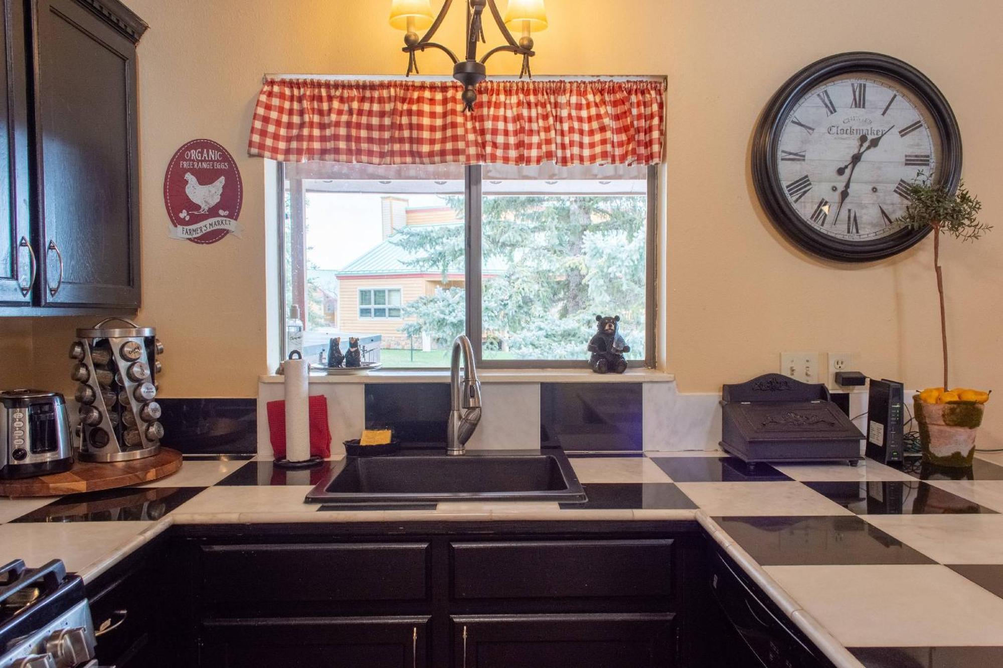 145 Davis Cup #4048 Pagosa Springs
