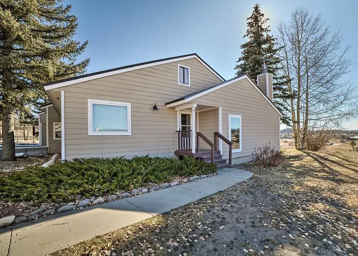 Pagosa Springs Getaway With Patio And Lake Views!