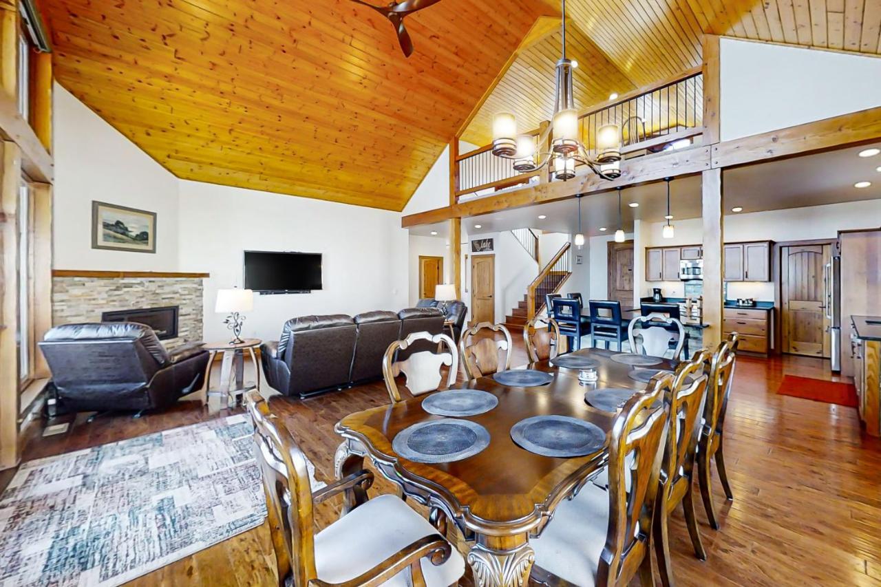Lakefront Paradise Pagosa Springs