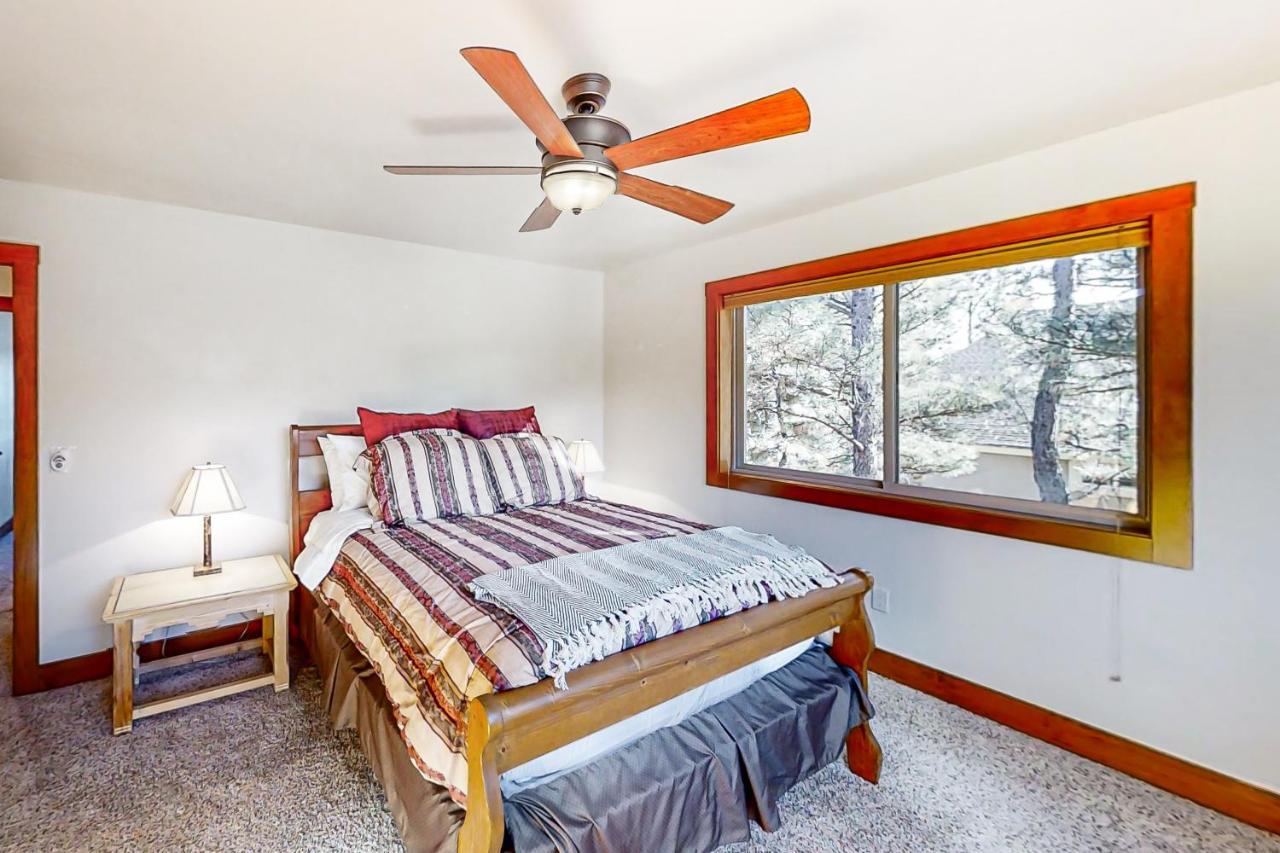 Lakefront Paradise Holiday home *